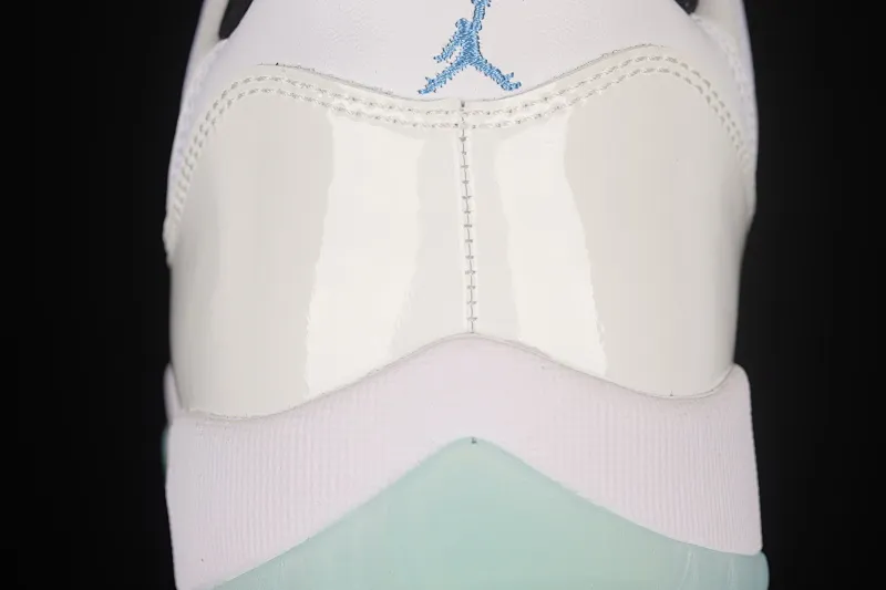 All categories Air Jordan Jordan series basketball shoes Air Jordan 11 F version Air Jordan 11 Low "Legend Blue" AJ11 Joe 11 Legend Blue Low-top top layer Real standard real carbon Sports culture basketball shoes AV2187-117